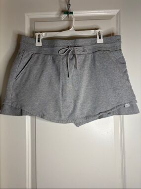 Target Women's Light Gray Drawstring Skort Shorts - Pre-loved